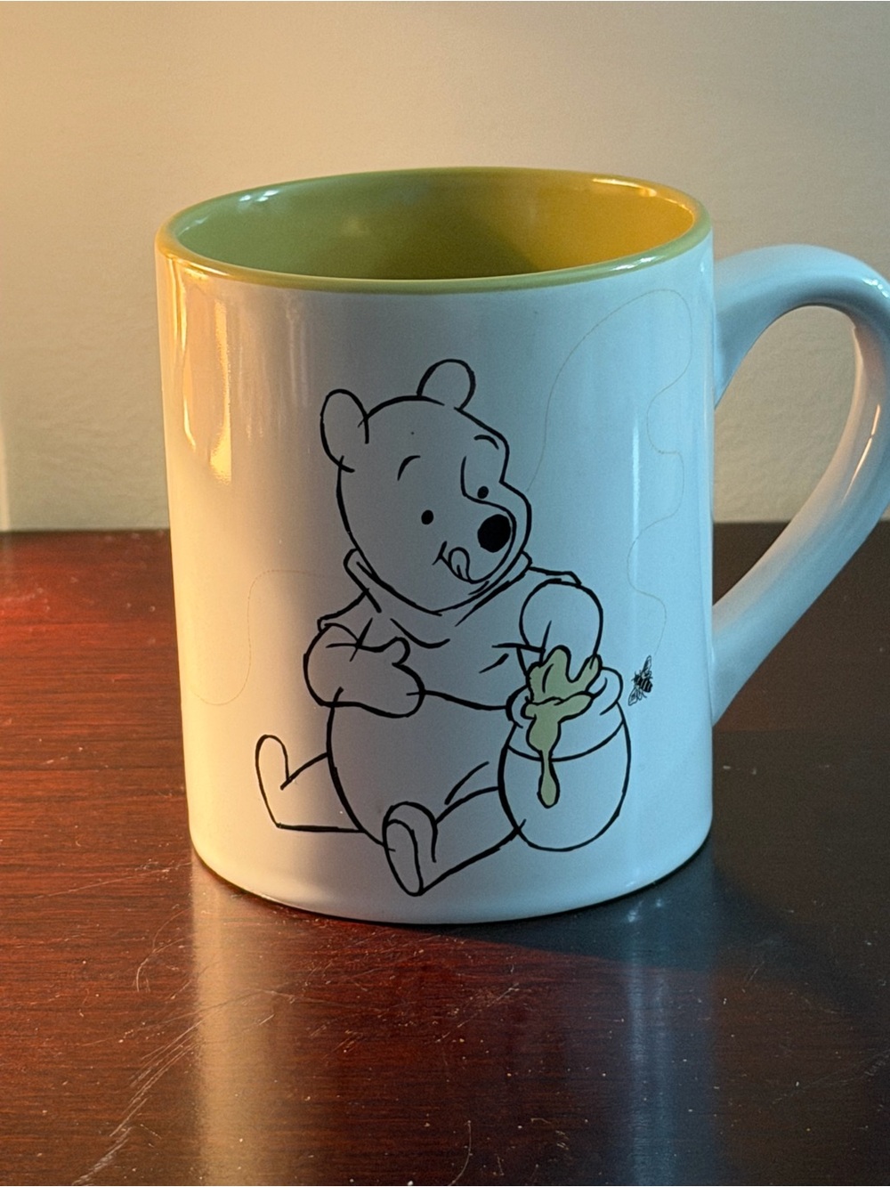 Disney Winnie the Pooh Bee Kind Bee Happy Bee You 14 oz Ceramic Mug Green